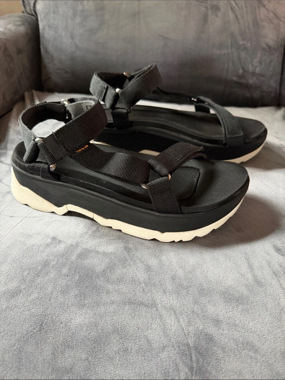 Teva Jadito Platform Sandals size 9 - Picture 2 of 4